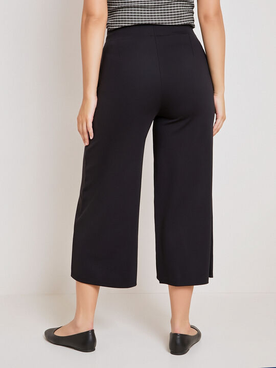 PANTALON PINZAS Negro image number null