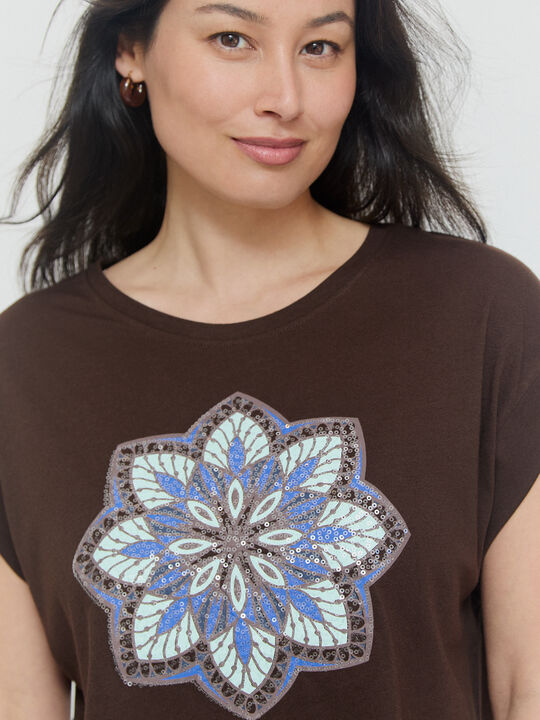 CAMISETA POSICIONAL MANDALA Marron Medio image number null