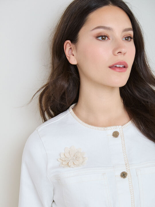 CAZADORA DETALLE GANCHILLO Blanco Hueso image number null