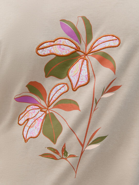 CAMISETA FLOR PARCHE Camel image number null