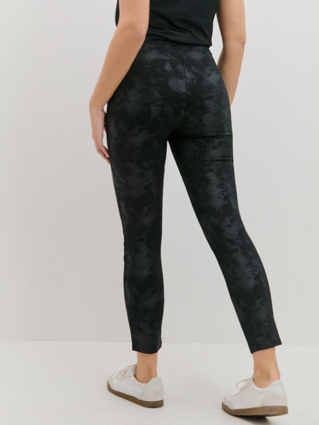 LEGGING ENCERADO Negro