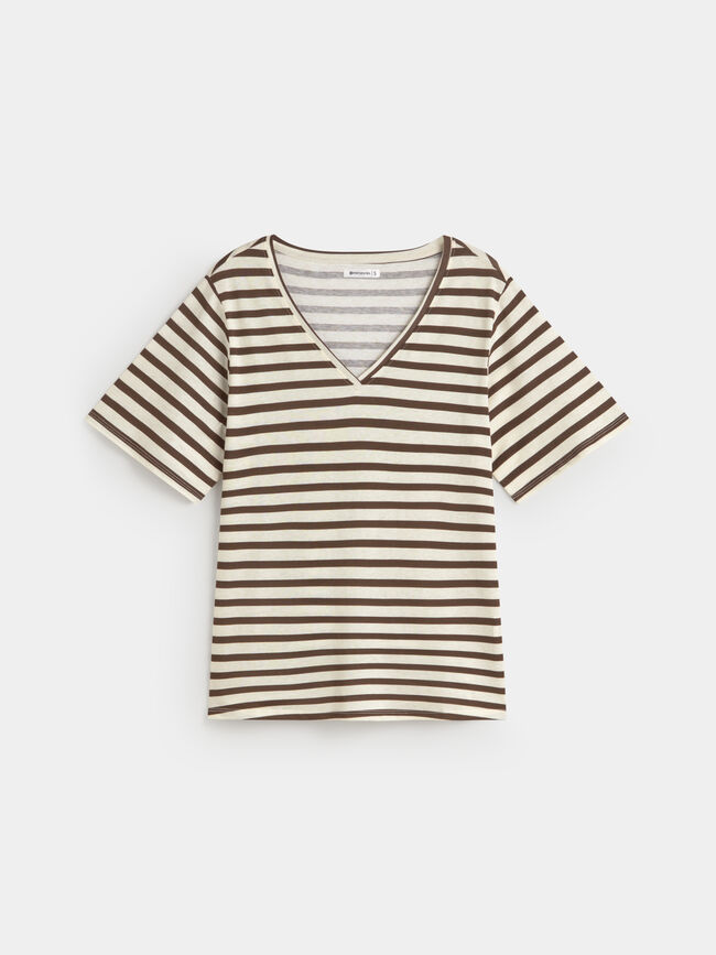 CAMISETA CUELLO PICO Estampado 3