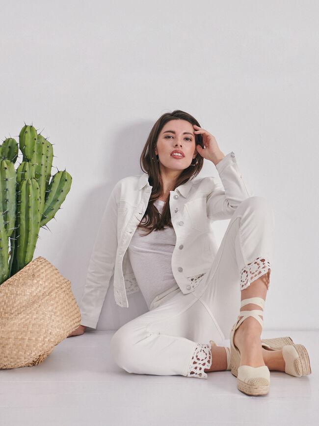 Pantalon bajo puntilla Blanco Hueso