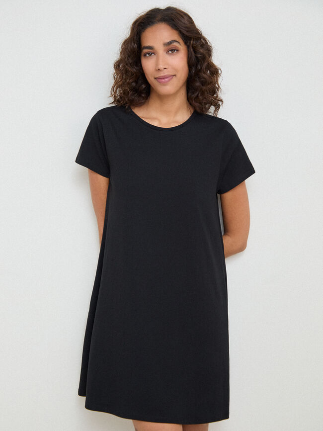 VESTIDO CORTO Negro