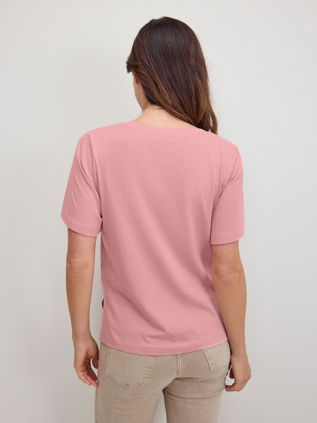 CAMISETA CUELLO PICO Rosa Colorete