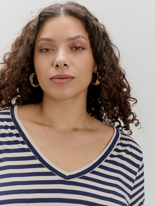 CAMISETA FRUNCES Rayas 1 image number null