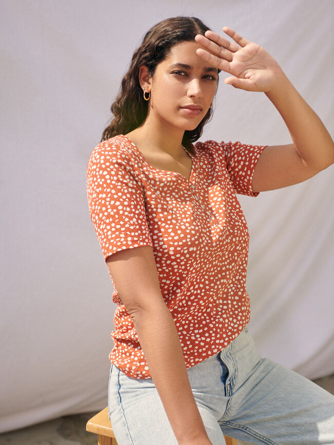 Camiseta estampada detalle botones Estampado 4