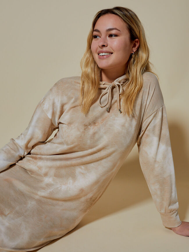 vestido largo capucha Beige