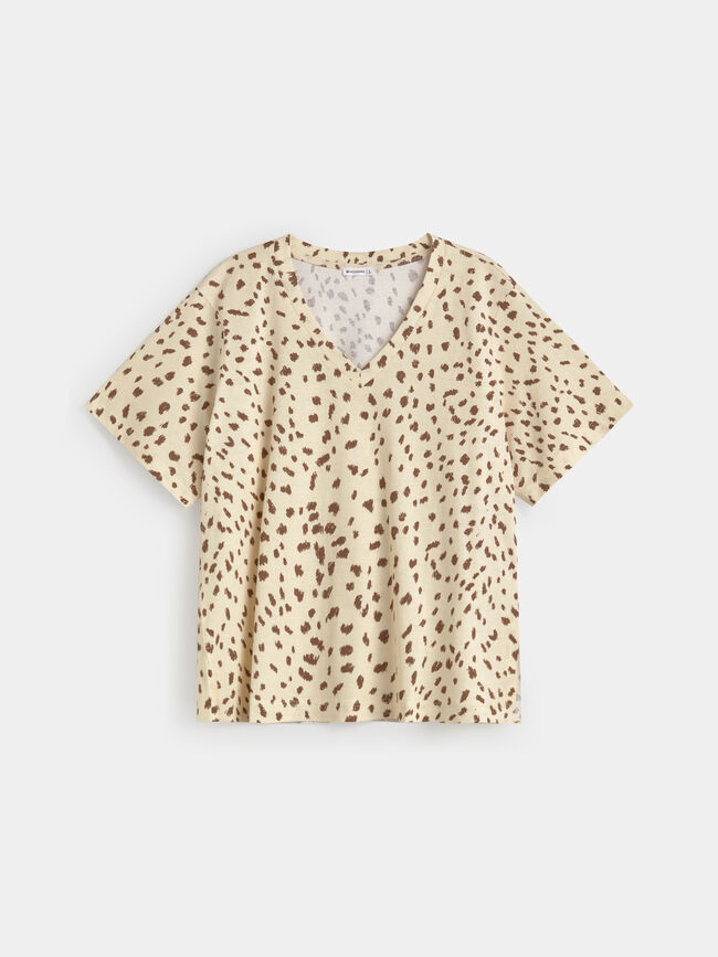 CAMISETA CUELLO PICO Estampado 3