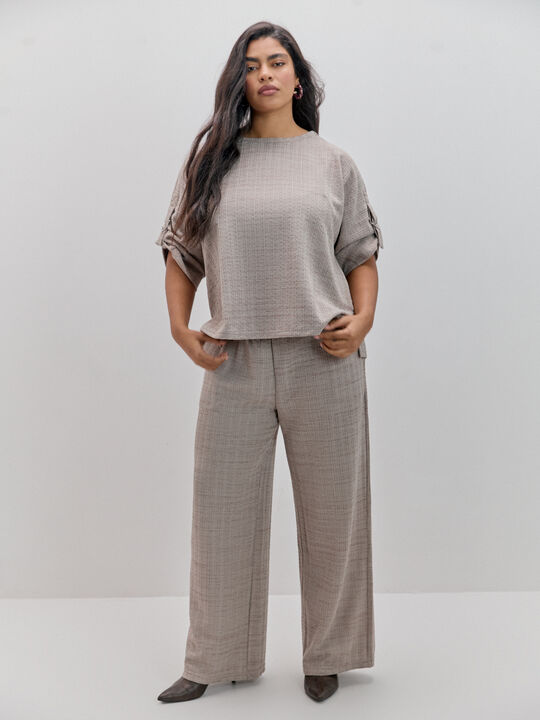 PANTALON ANCHO TEXTURA Arena image number null