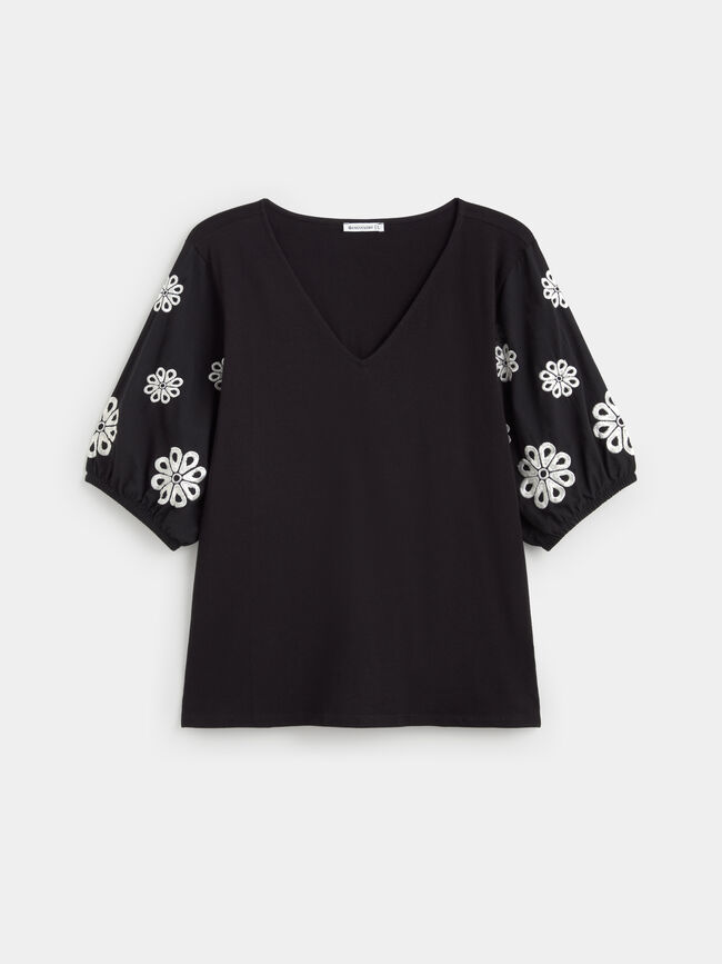 CAMISETA BORDADO MANGA Negro