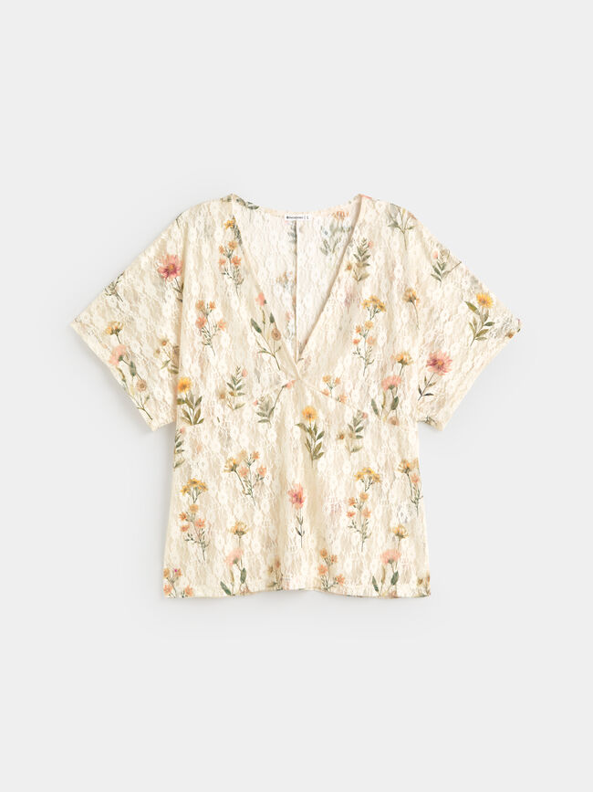 CAMISETA BLONDA ESCOTE PICO PUNTILLAS Estampado 1