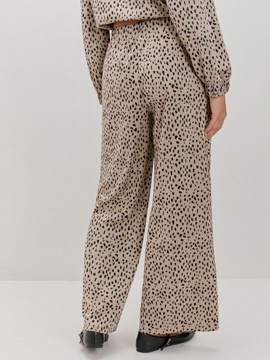 PANTALON ESTAMPADO ANIMAL Marron image number null