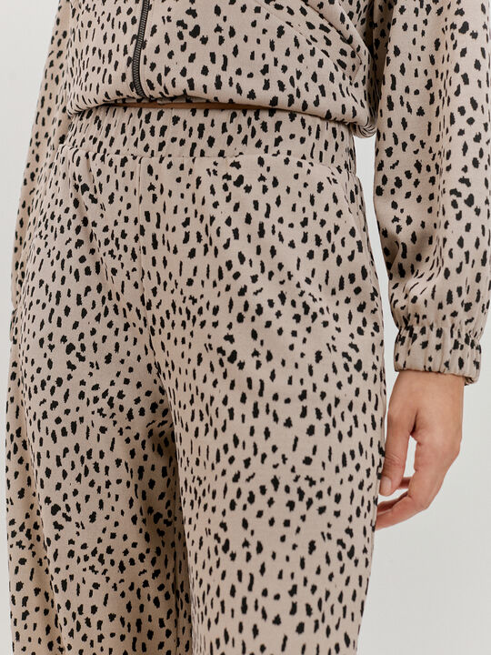 PANTALON ESTAMPADO ANIMAL Marron image number null