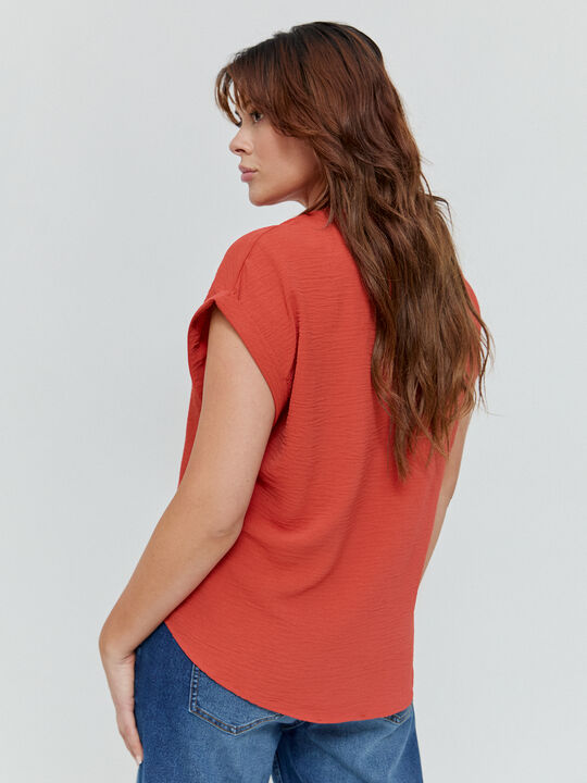 BLUSA ESCOTE PICO Teja image number null