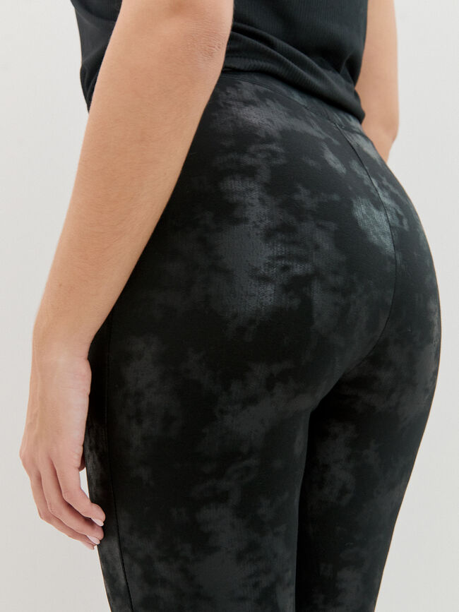 LEGGING ENCERADO Negro