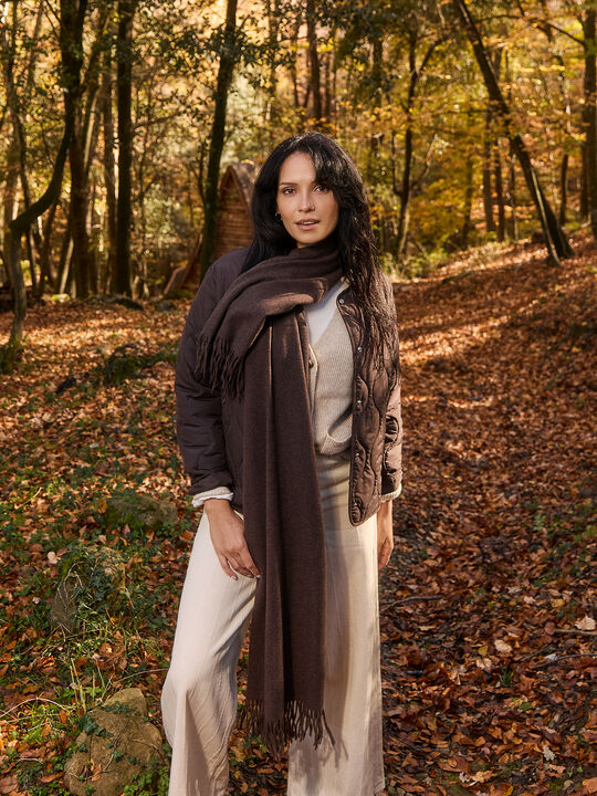 CHAQUETA ACOLCHADA CUELLO Marron Oscuro image number null