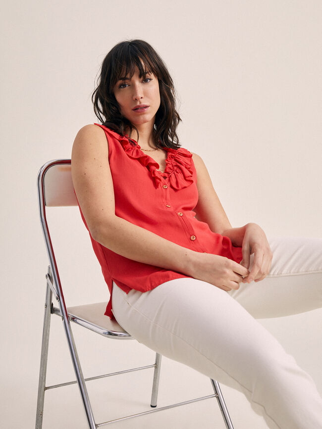 Blusa abotonada con volante Coral