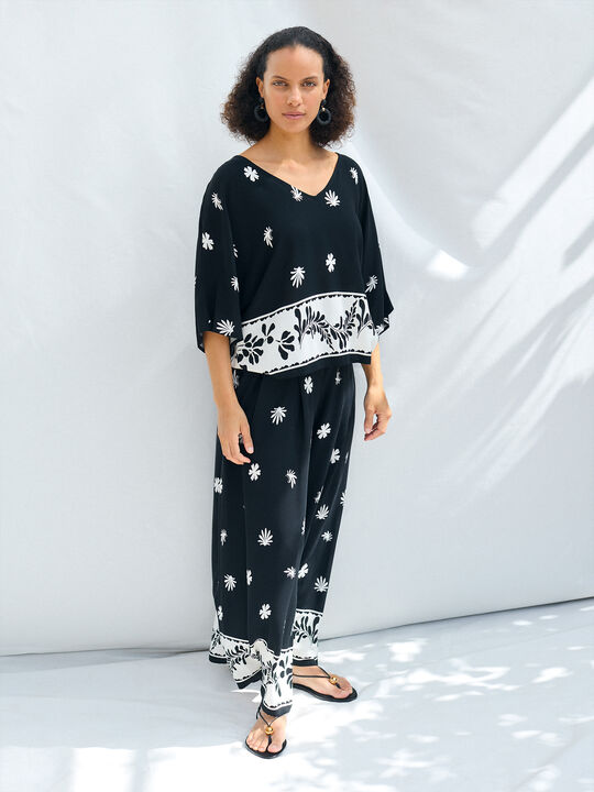 PANTALON PLIEGUES Negro image number null