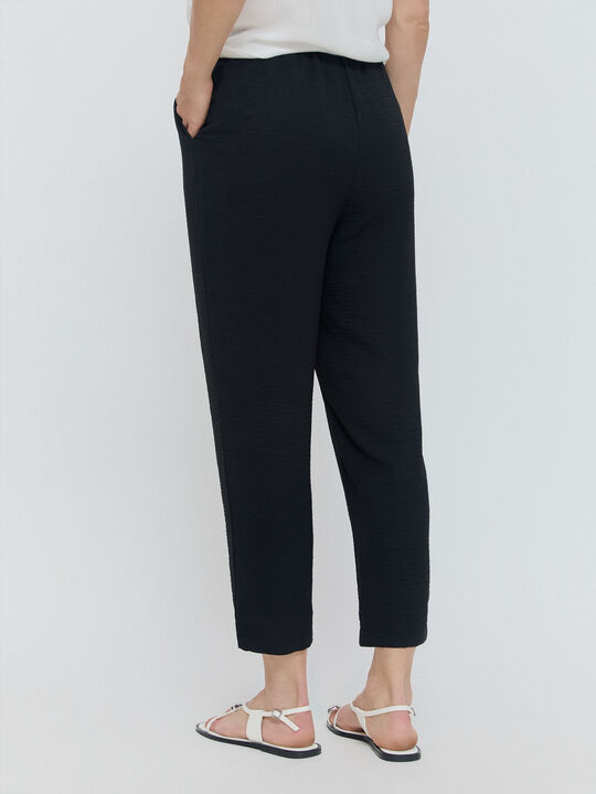 PANTALÓN FLUIDO Negro image number null