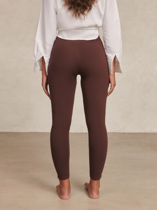 LEGGING LISO Marron Oscuro image number null