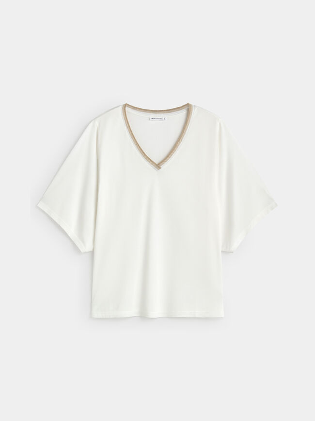 CAMISETA DETALLE CUELLO Blanco Hueso