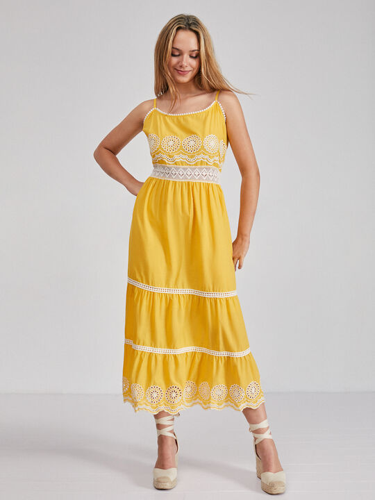Vestido bordado volantes amarillo sun image number null