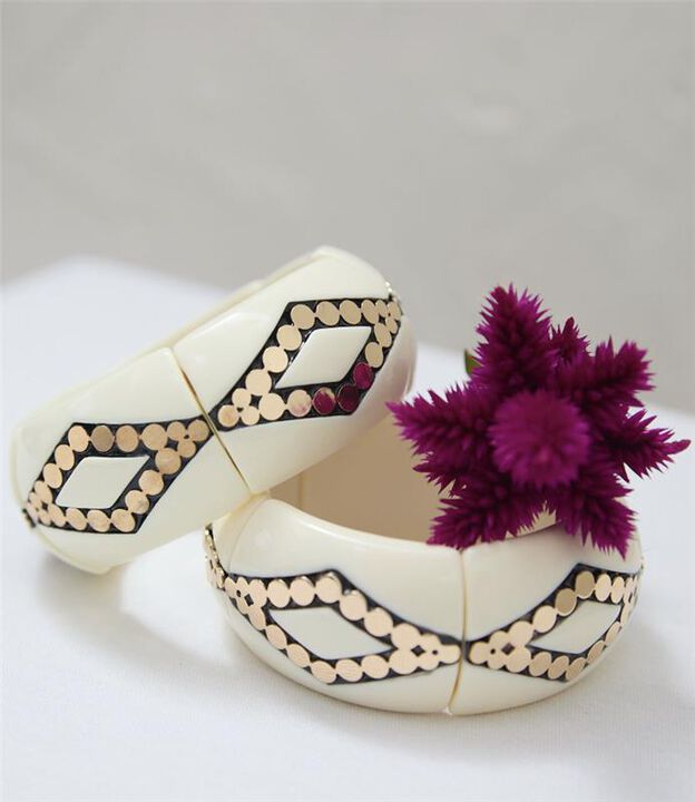 PULSERA ELASTICA ETNICA Crudo image number null