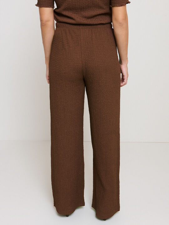 PANTALON TEXTURA Marron image number null