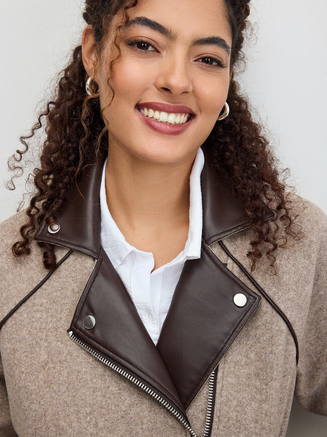 CHAQUETA LARGA CINTURON Beige