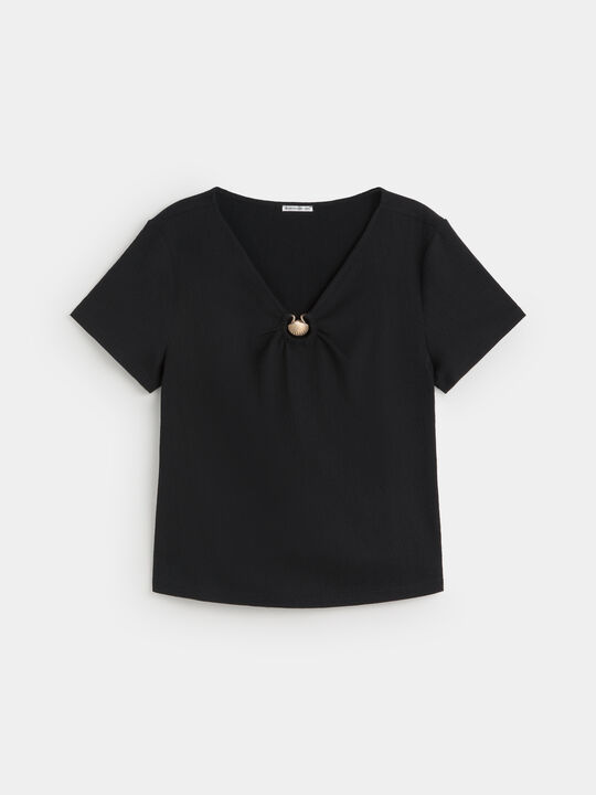 CAMISETA  APLIQUE CONCHA Negro image number null