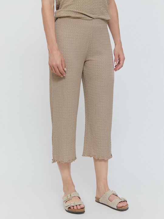 PANTALON TEXTURA Avellana Clara image number null