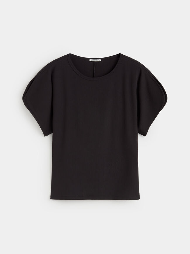 CAMISETA ABERTURAS HOMBRO Negro