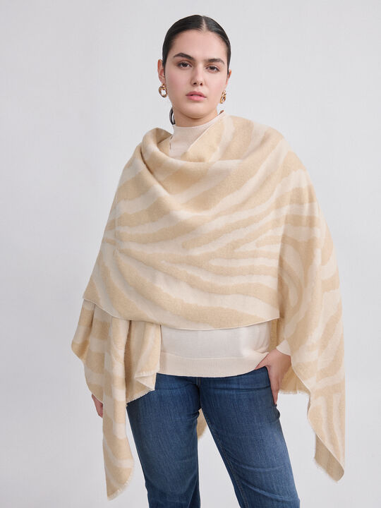 PONCHO ANIMAL PRINT Crudo image number null