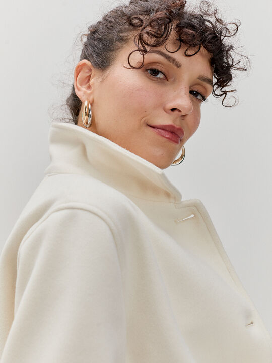 CHAQUETA CORTA PAÑO Crudo image number null