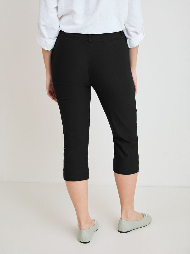 PANTAL&Oacute;N CAPRI Negro