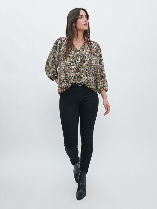 BLUSA MANGA ABULLONADA verde militar image number null
