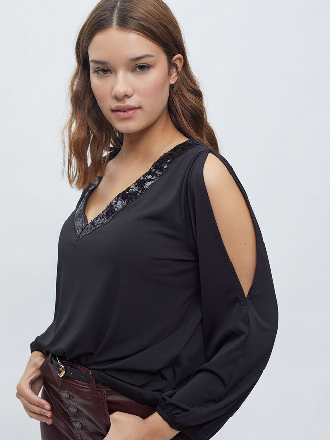CAMISETA LENTEJUELAS ABERTURAS Negro