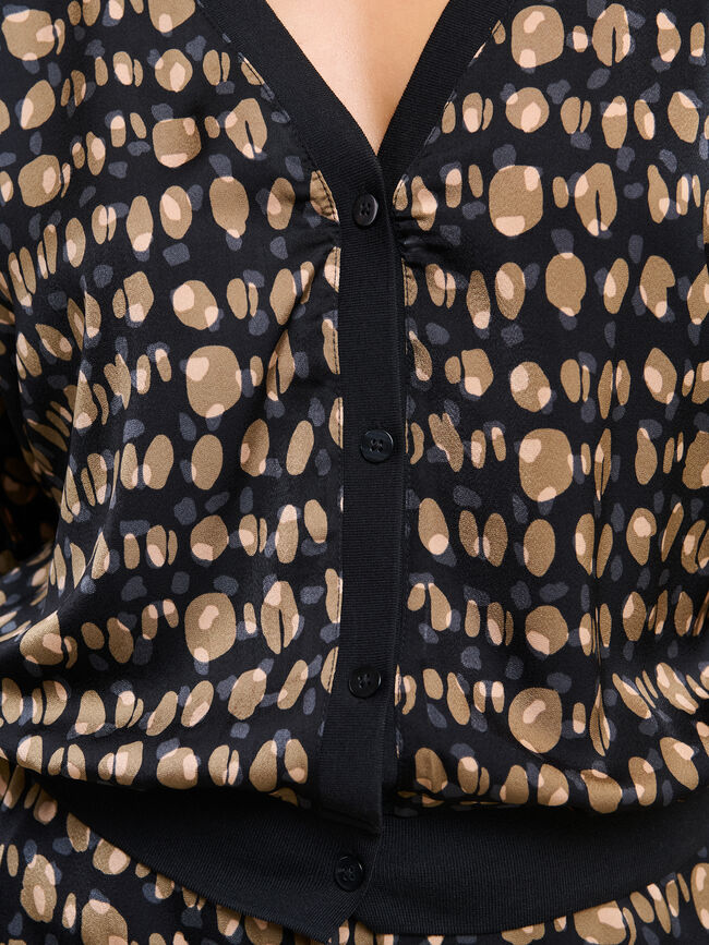 CHAQUETA FLUIDA ESTAMPADA Negro
