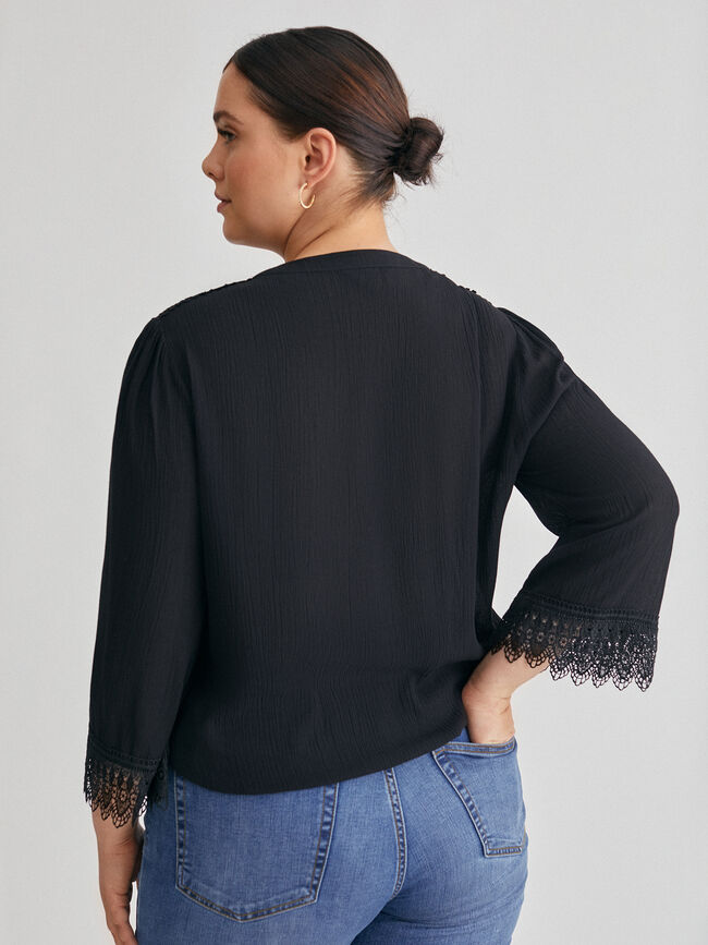 Blusa romántica puntilla Negro