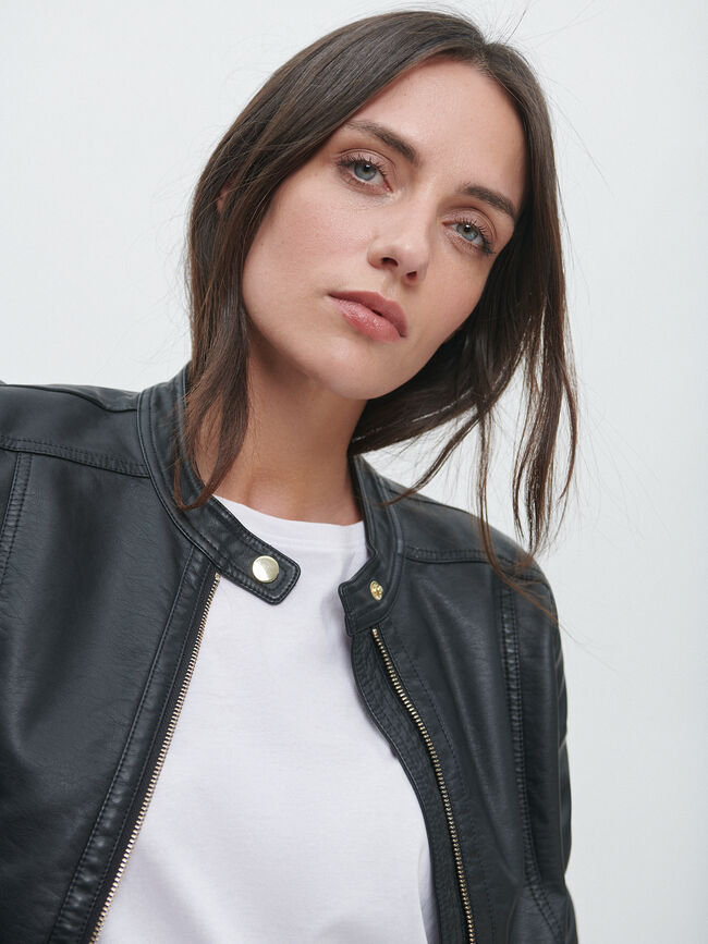 CAZADORA EFECTO PIEL CUELLO MAO Negro