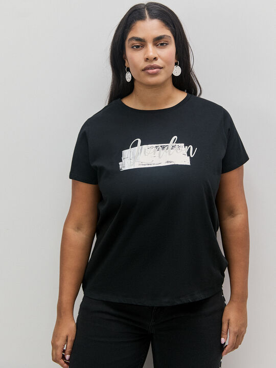 CAMISETA TIPOGRAFÍA LONDRES Negro image number null