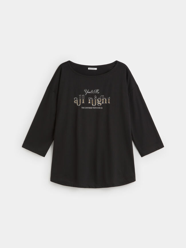 CAMISETA LETRAS LENTEJUELAS Negro