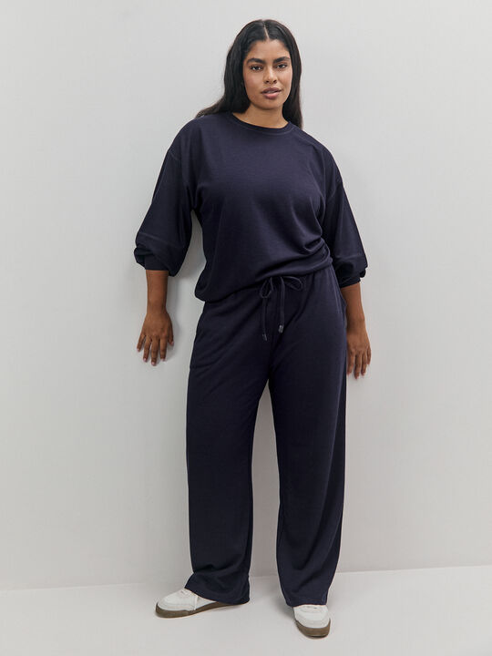 PANTALON BOLSILLOS PARCHE Azul Marino image number null