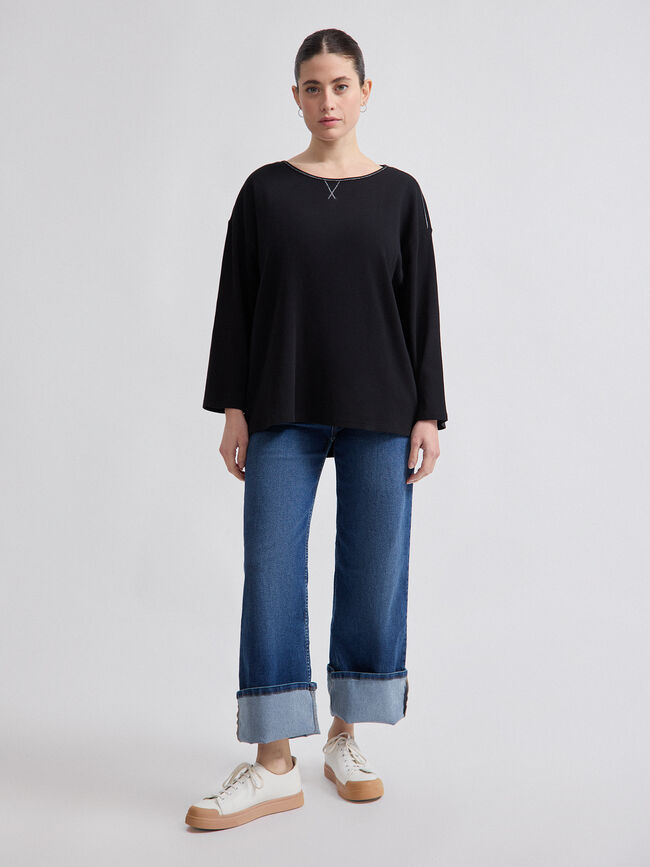 CAMISETA CUELLO BRILLO Negro