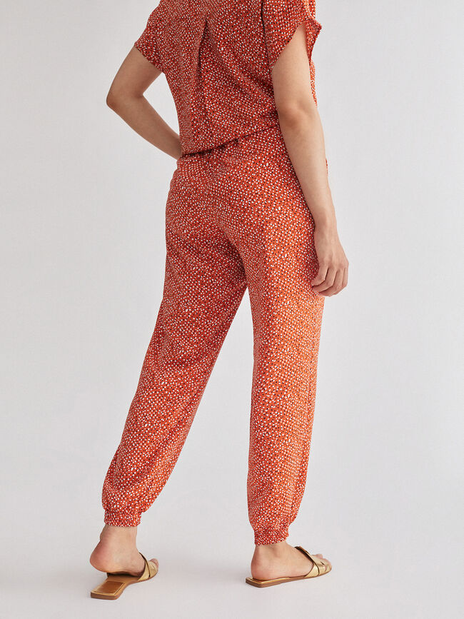 Pantalón detalle goma en bajo Naranja quemado