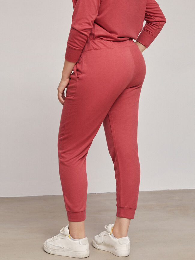 PANTALON CON BOLSILLO LATERAL rosa frambuesa