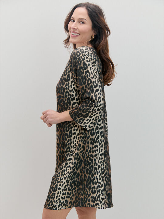 vestido acampanado Negro image number null