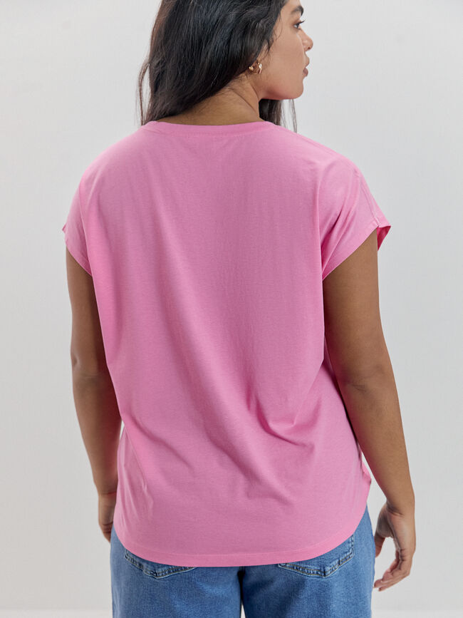 CAMISETA PALABRA BORDADA Rosa