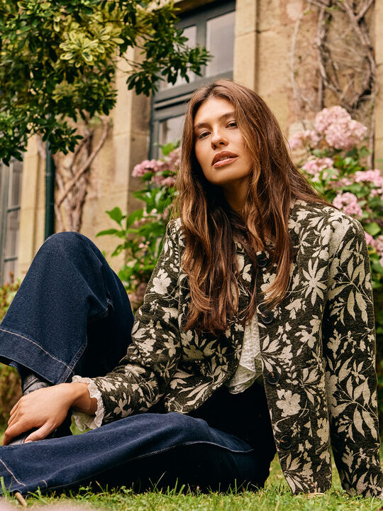 CHAQUETA JACQUARD BOLSILLOS Kaki image number null